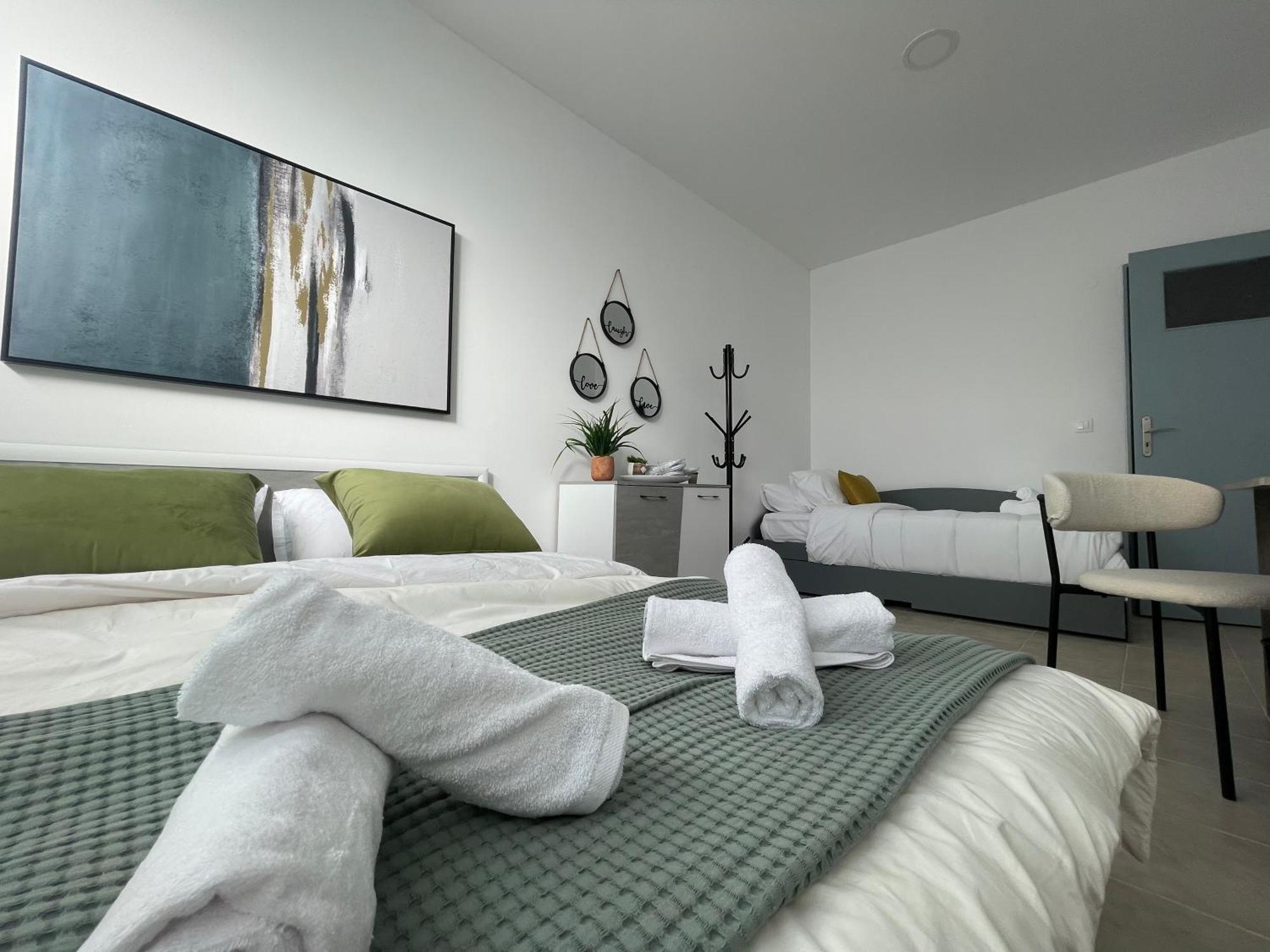 Aiolos Chania Center Luxury Apartment Near The Garden Exterior foto